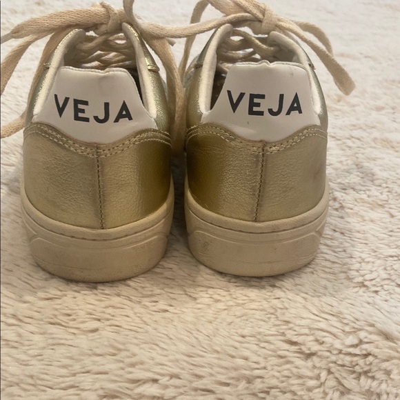 Veja Gold Sneakers - Picture 3 of 12